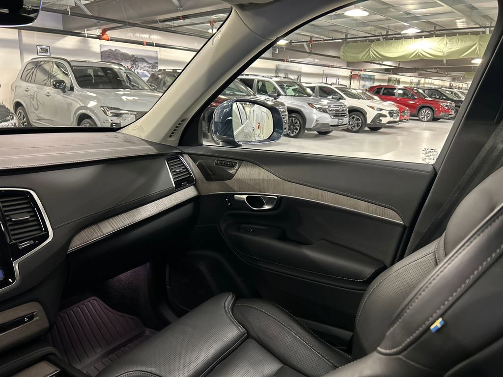 Certified 2023 Volvo XC90 B6 Ultimate w/ Protection Package Premier image 26