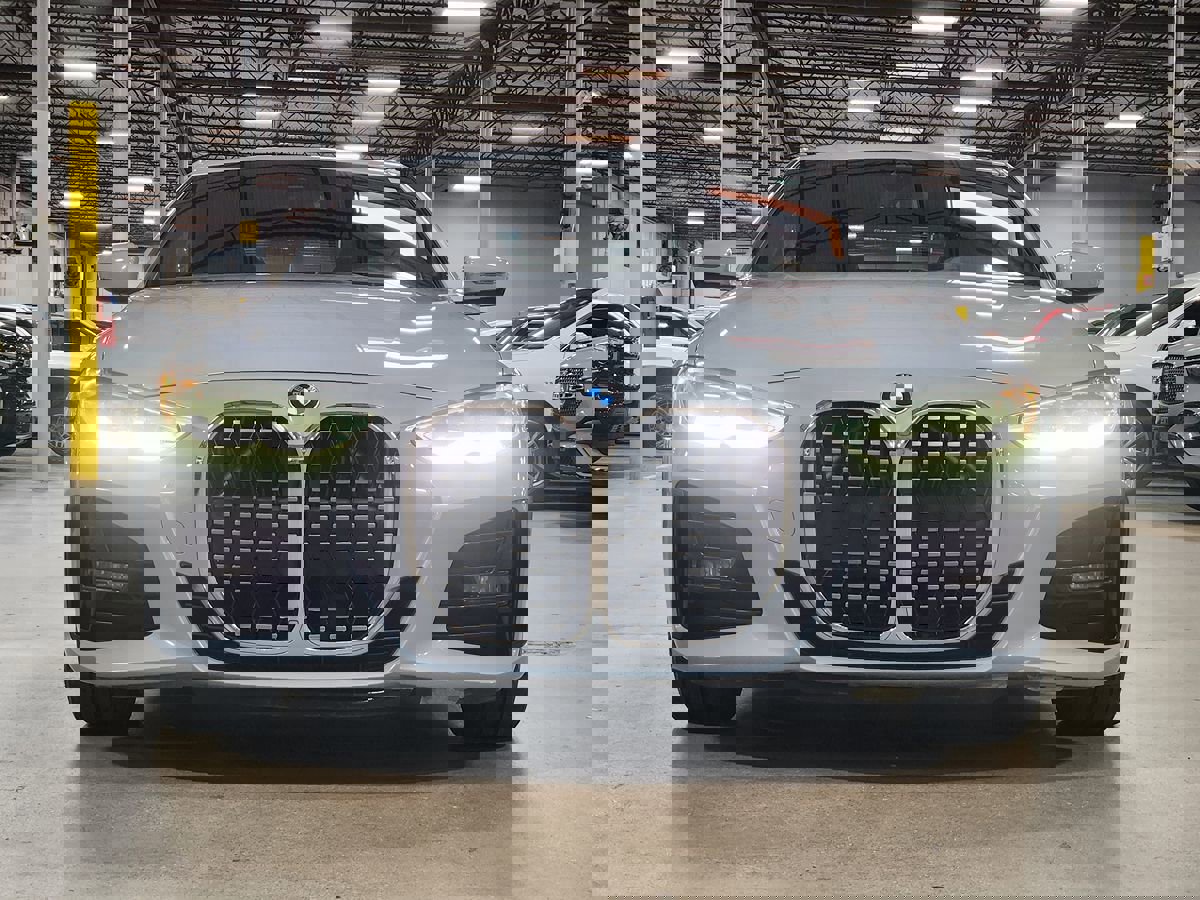 Used 2022 BMW 430i xDrive Coupe w/ M Sport Package image 2