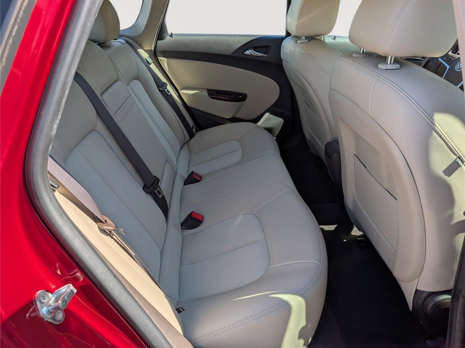 Used 2014 Buick Verano FWD image 12