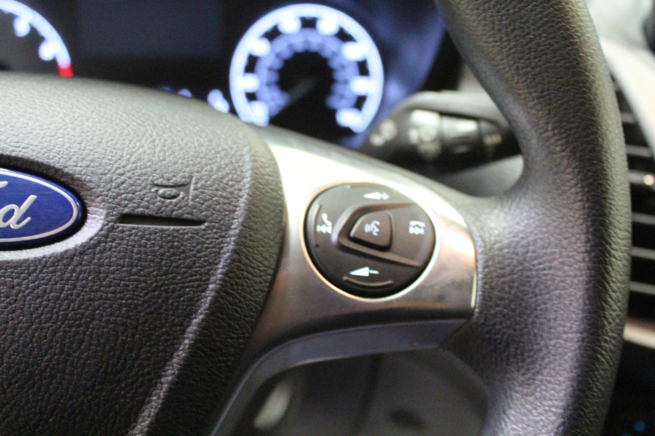 Used 2019 Ford Transit Connect XLT image 9