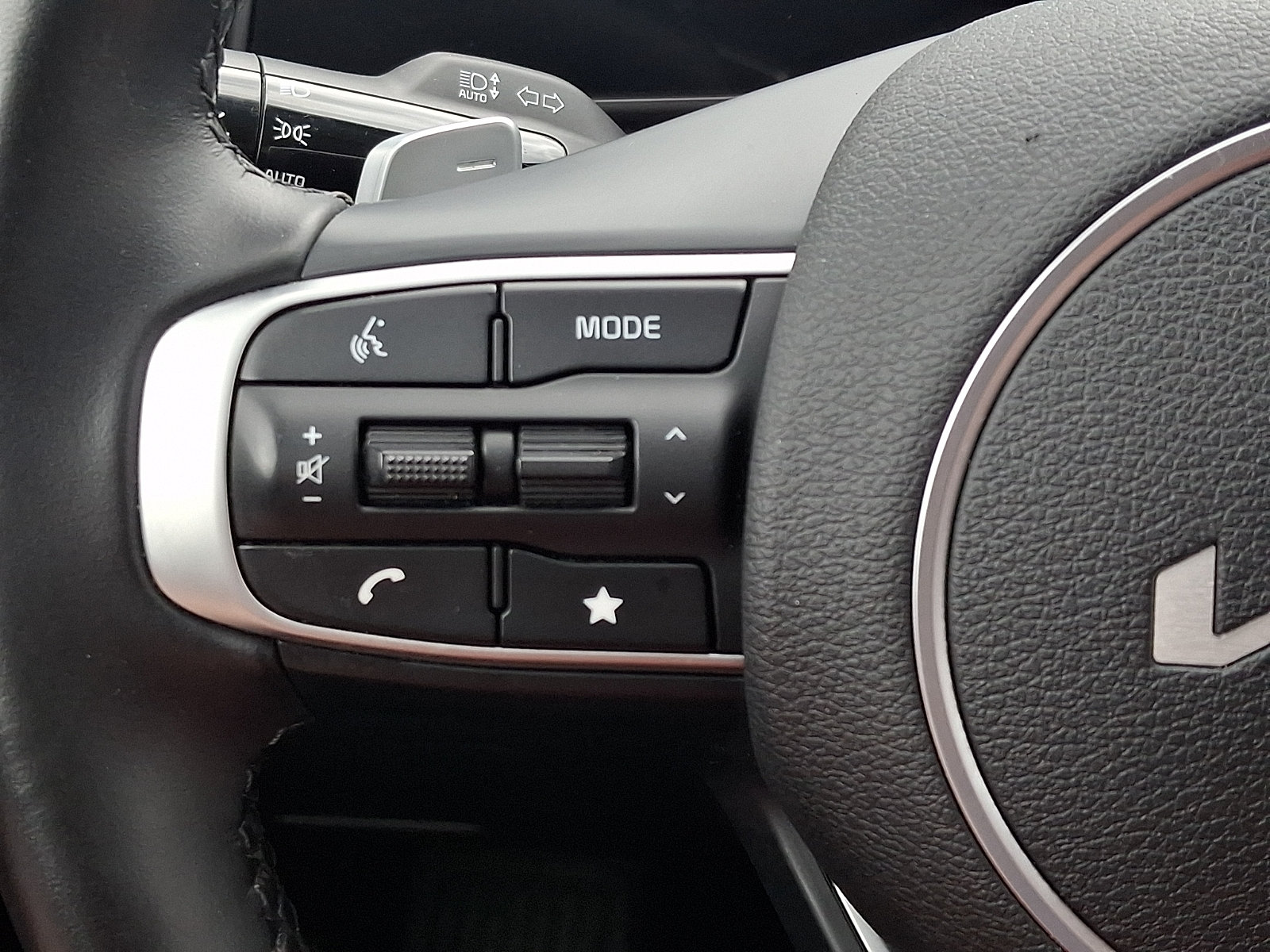 Used 2023 Kia Sportage EX AWD/4WD image 21