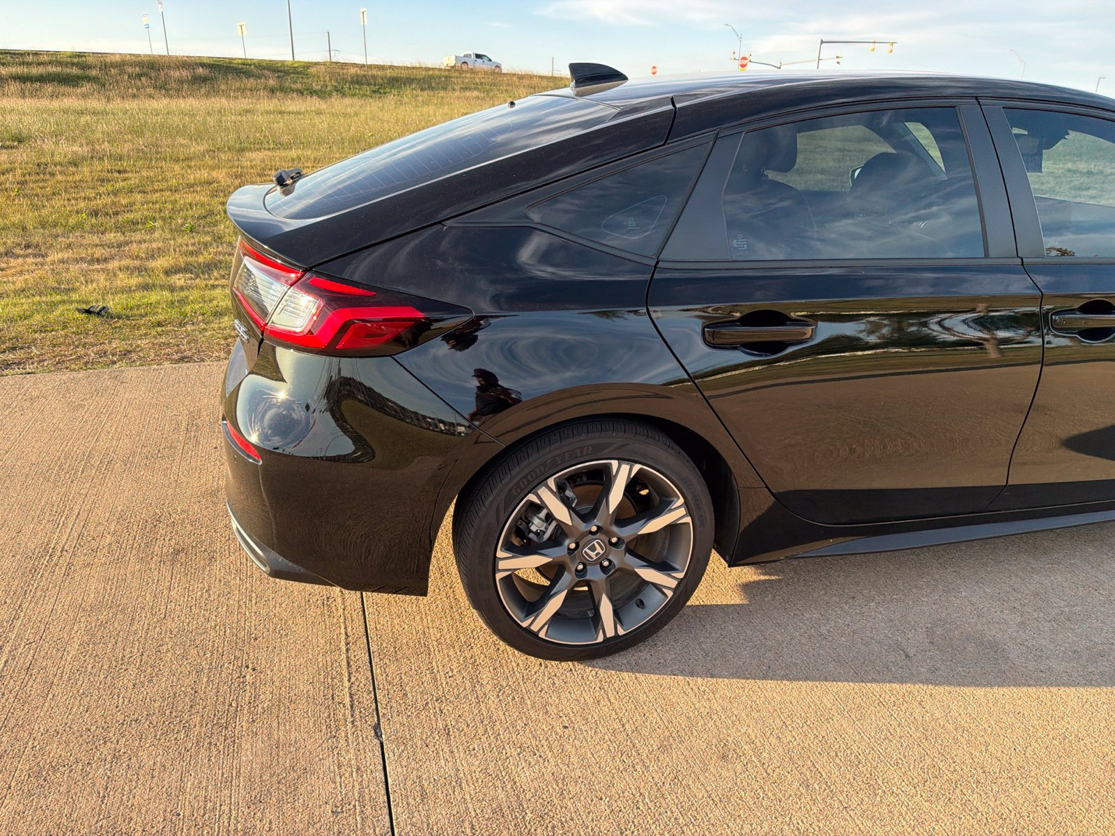 Used 2025 Honda Civic Sport Touring image 25