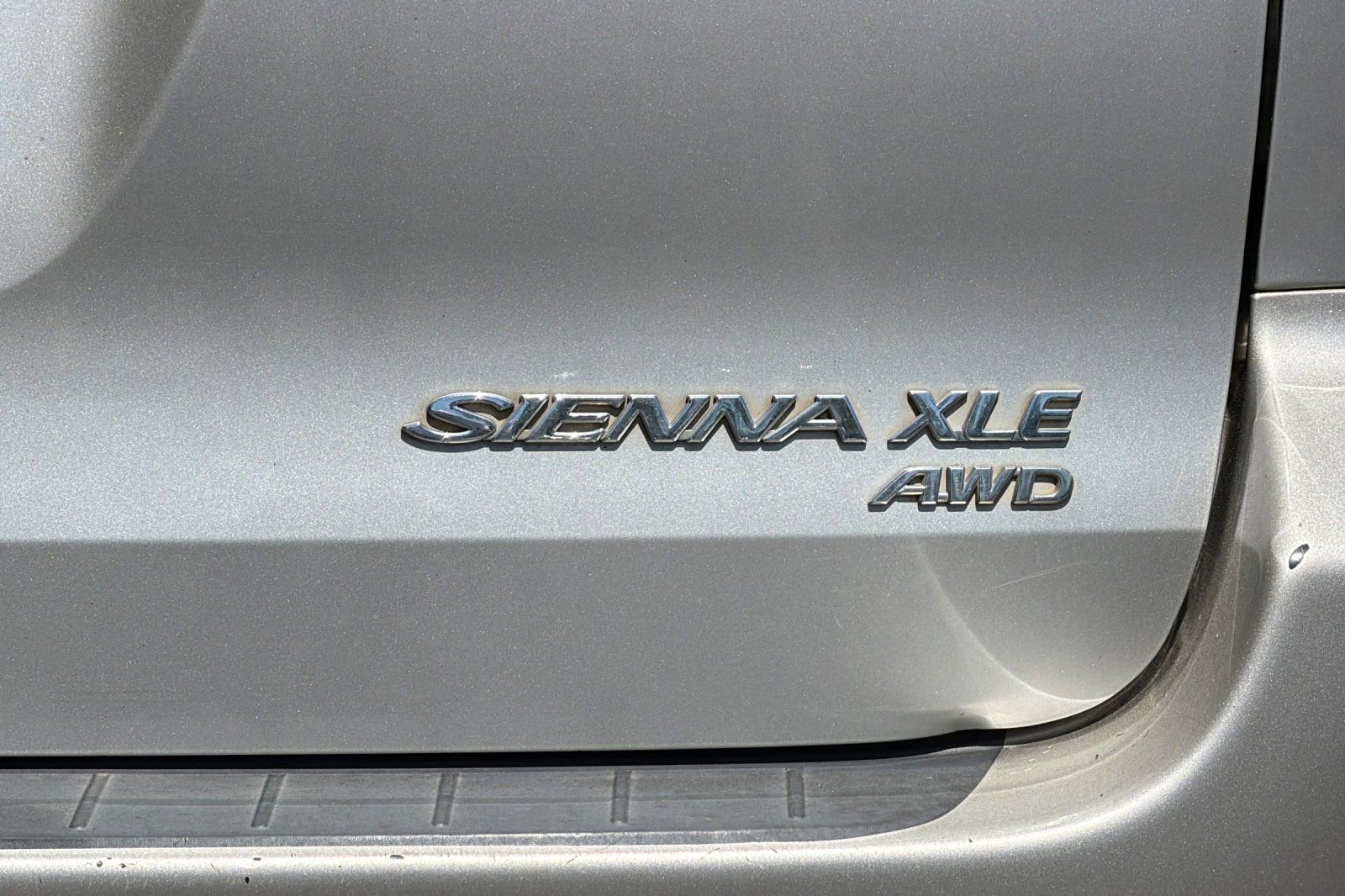 Used 2004 Toyota Sienna XLE AWD/4WD image 26