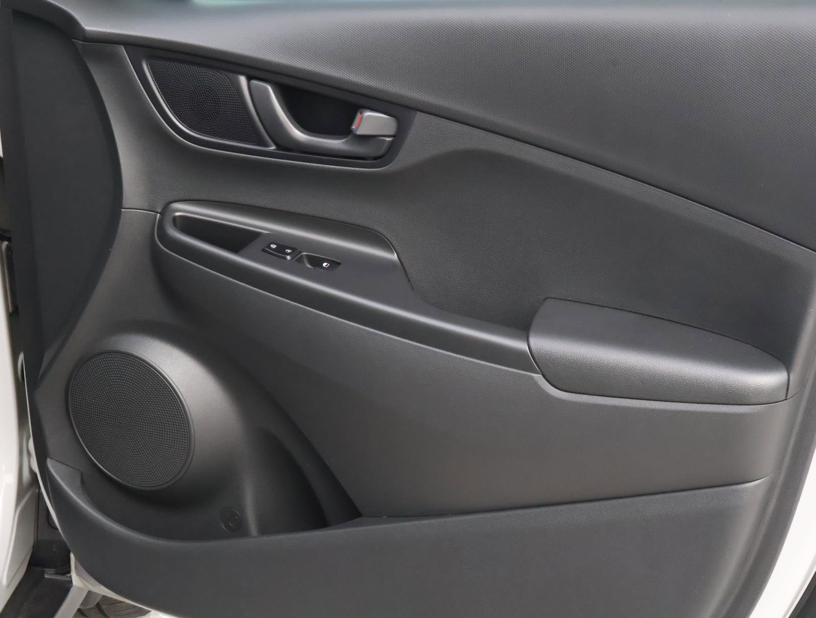 Used 2022 Hyundai Kona SEL w/ Cargo Package image 14