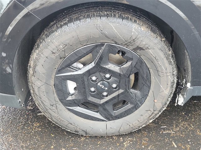 Certified 2025 Kia Carnival LXS image 5