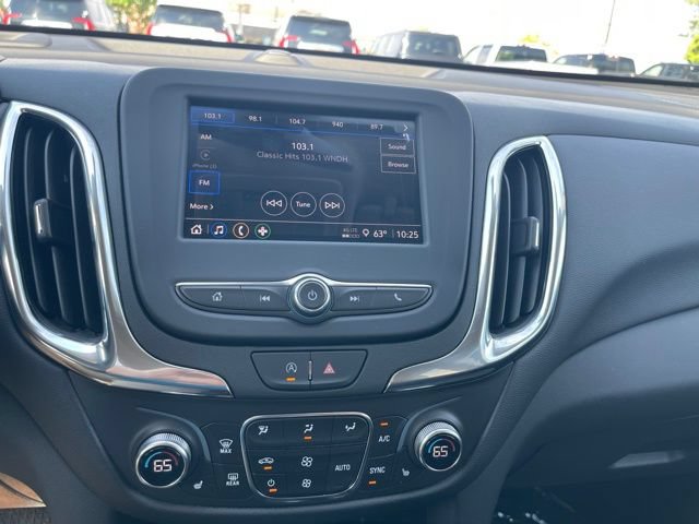 Used 2023 Chevrolet Equinox LT FWD image 23