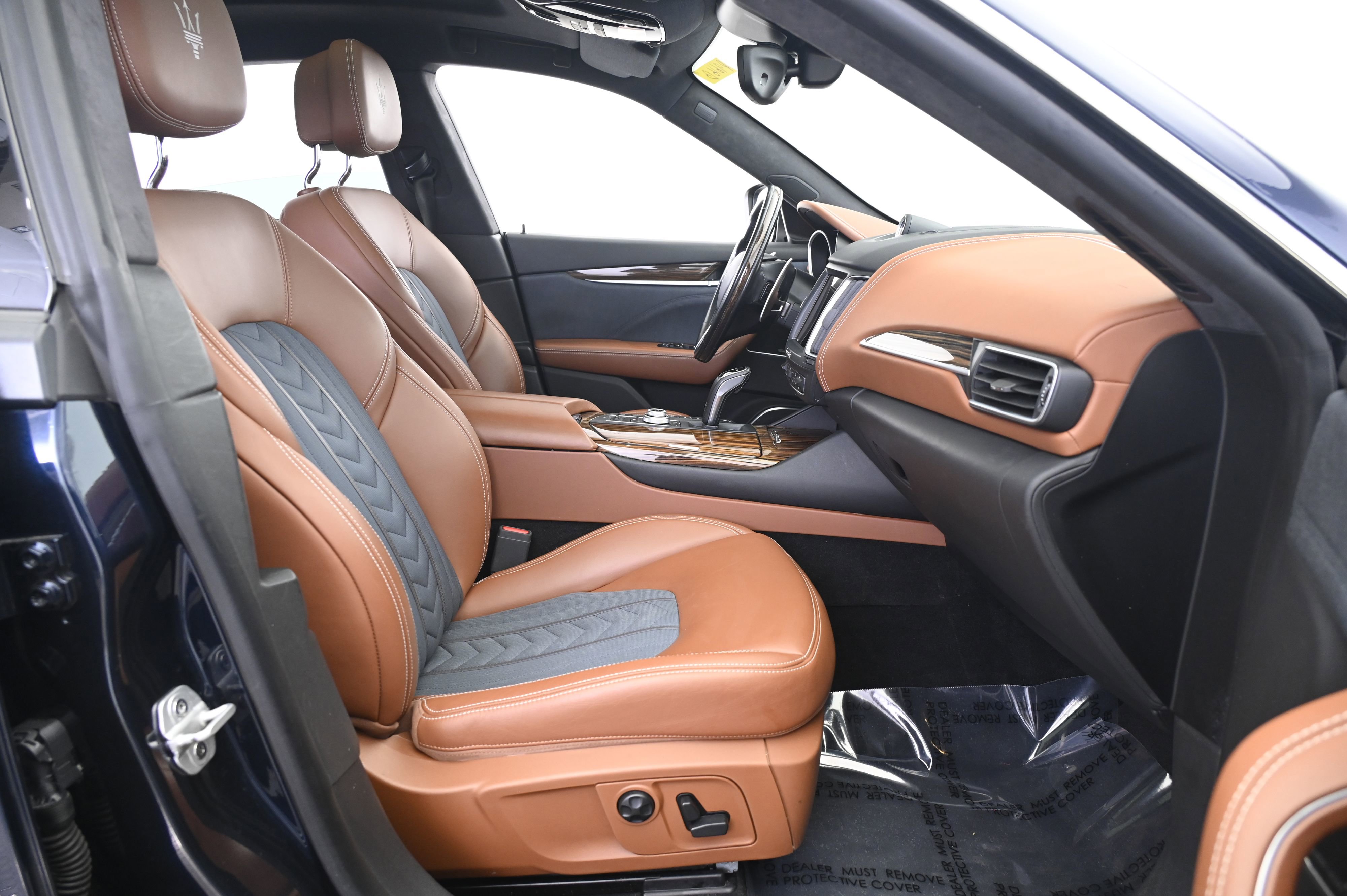 Used 2020 Maserati Levante S GranLusso AWD/4WD image 23