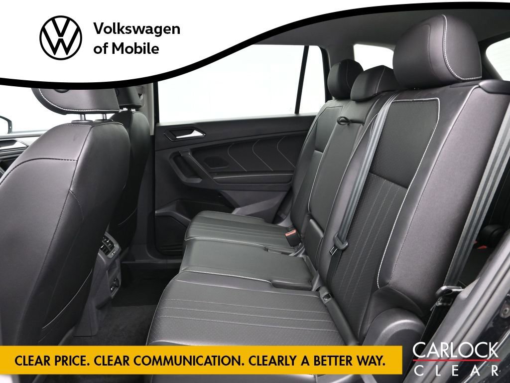 Used 2022 Volkswagen Tiguan SE image 12