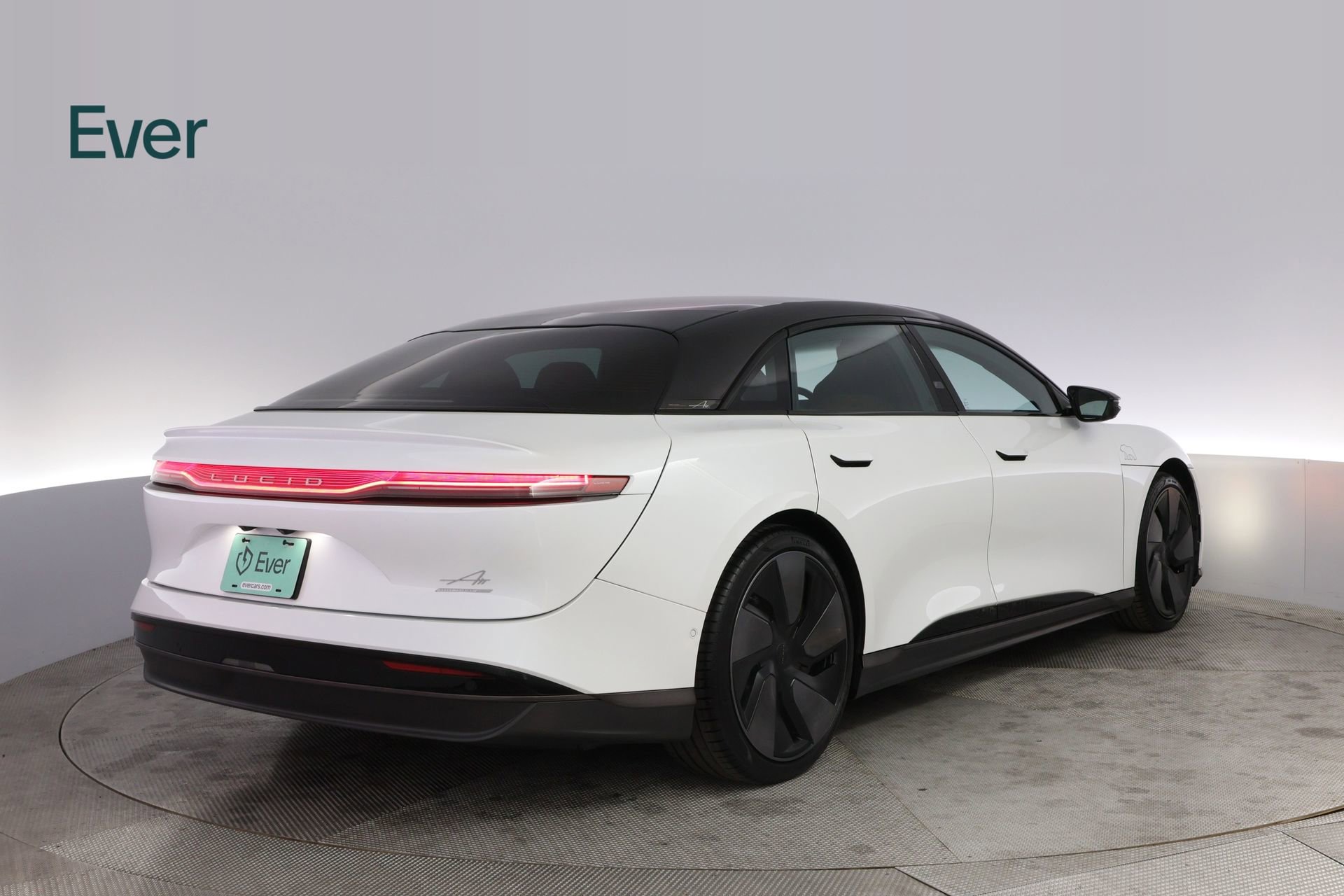 Used 2023 Lucid Air Grand Touring AWD/4WD image 3