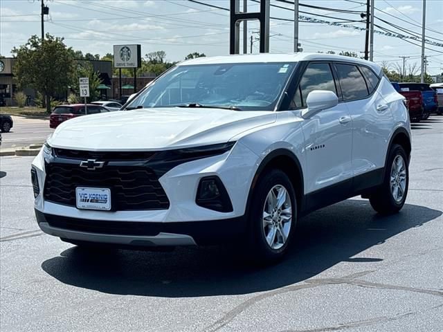 Used 2021 Chevrolet Blazer LT w/ LPO, Black Accent Package image 5