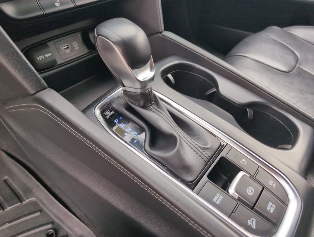 Used 2019 Hyundai Santa Fe Limited image 22