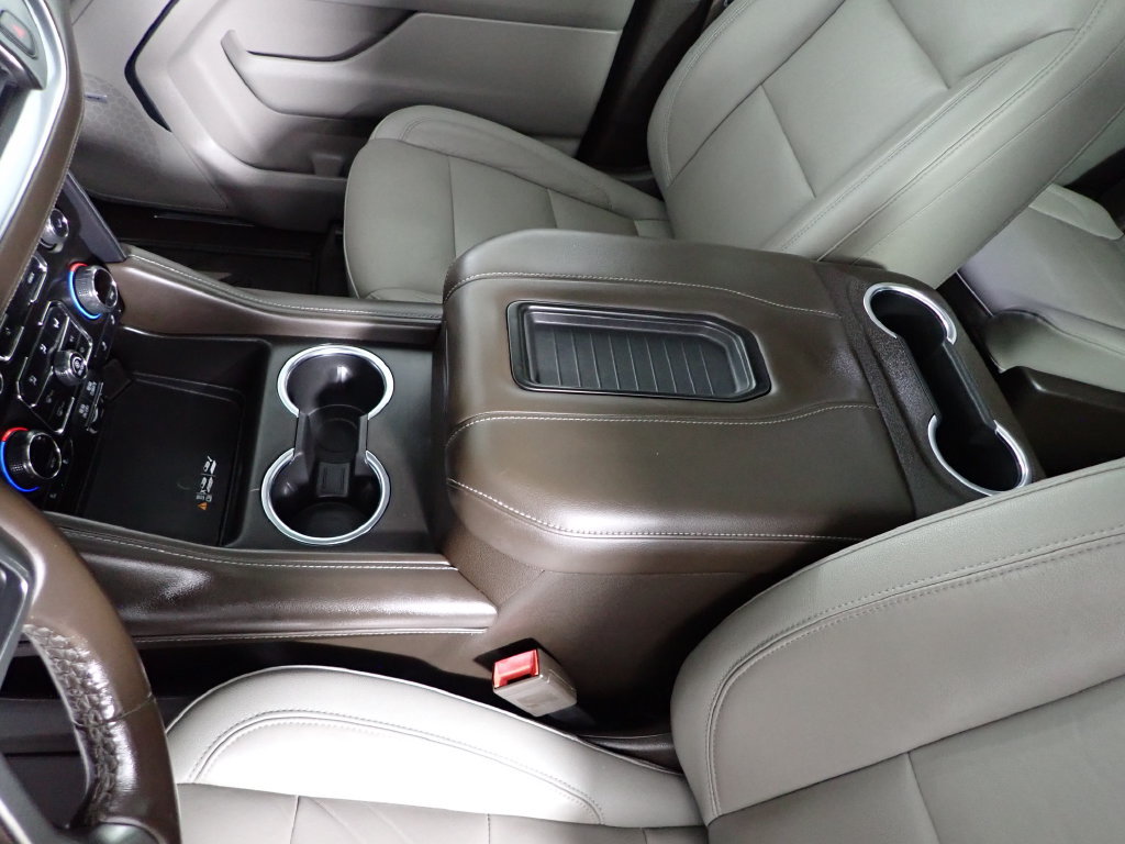 Used 2021 Chevrolet Suburban LT AWD/4WD image 34