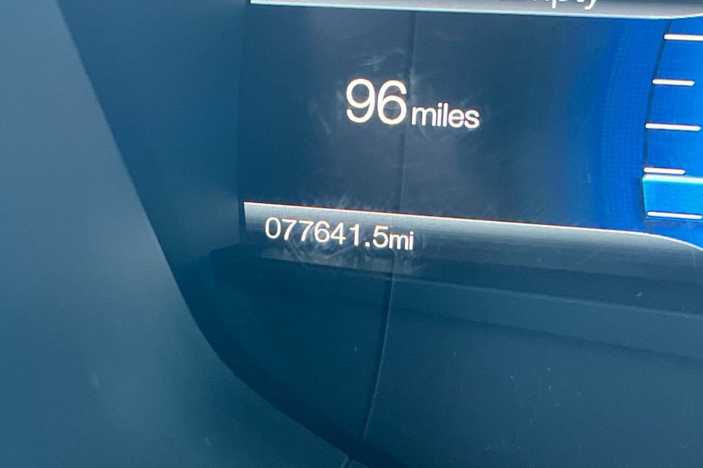 Used 2017 Ford Fusion SE w/ Fusion SE Technology Package image 27