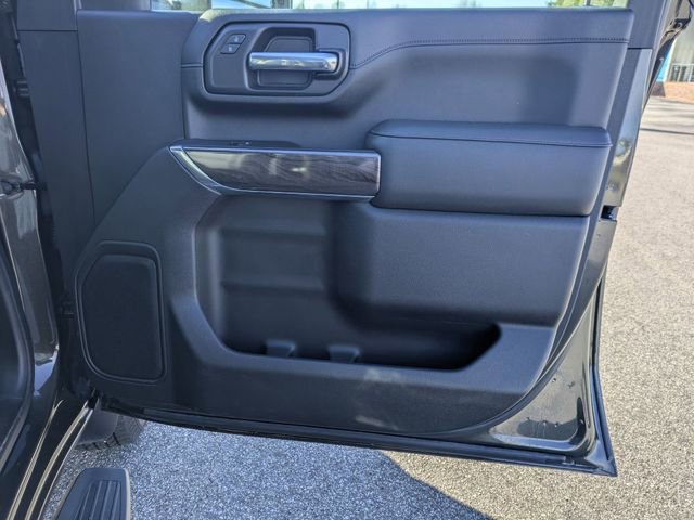 Used 2023 Chevrolet Silverado 3500 LTZ w/ LTZ Convenience Package image 35