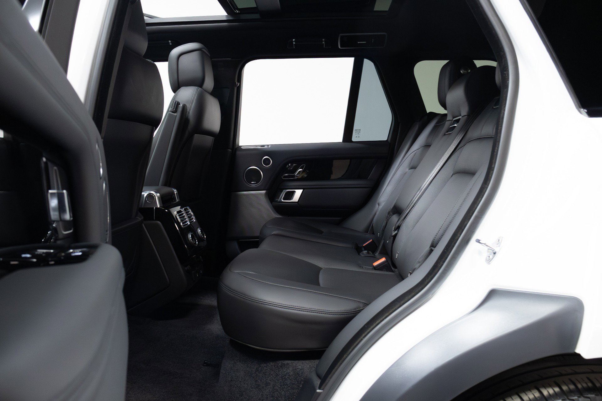 Used 2021 Land Rover Range Rover Westminster Edition image 39