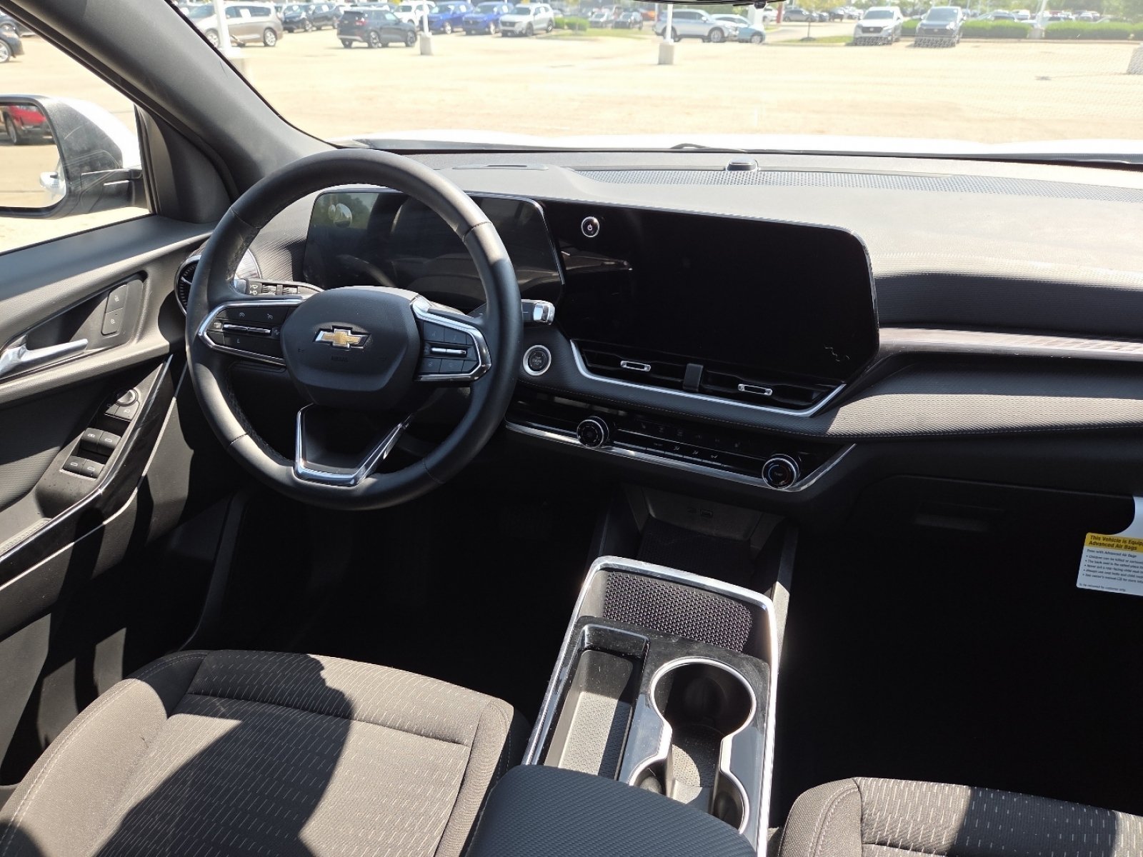 Used 2025 Chevrolet Equinox LT w/ Safety and Technology Package FWD image 21