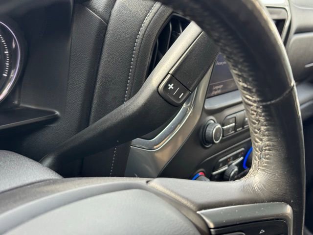 Used 2020 Chevrolet Silverado 1500 RST image 25