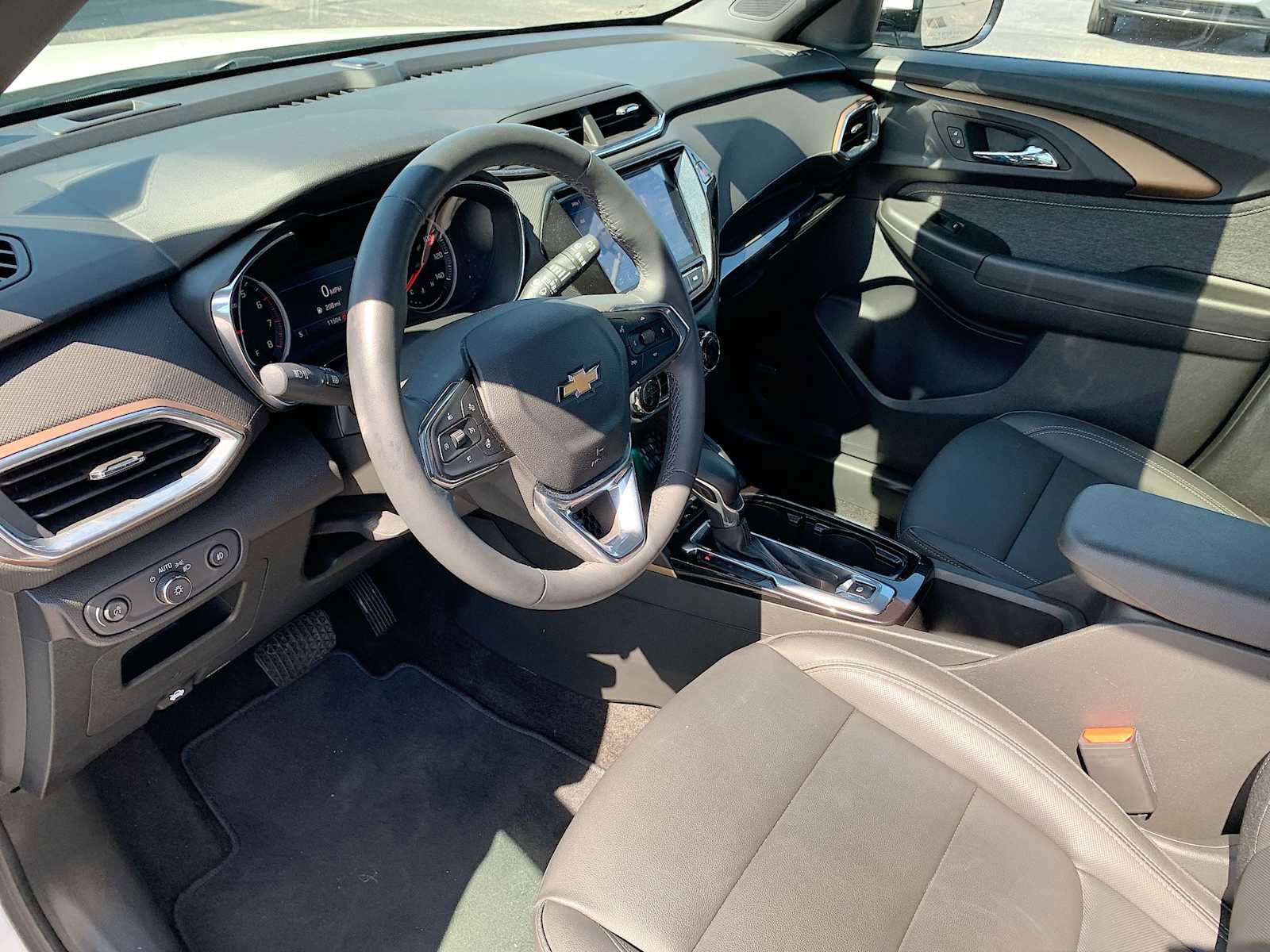 Certified 2023 Chevrolet TrailBlazer ACTIV w/ Sun and Liftgate Package AWD/4WD image 10