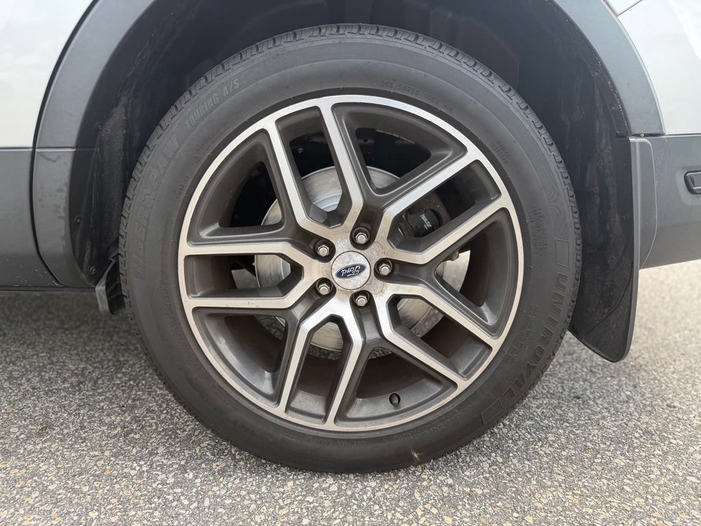 Used 2018 Ford Explorer Sport AWD/4WD image 13