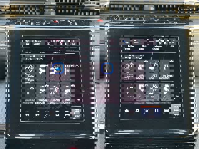 Used 2023 Jeep Grand Cherokee Altitude image 13