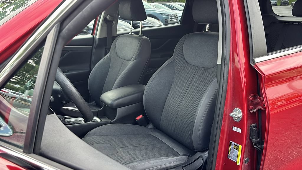 Used 2019 Hyundai Santa Fe SE FWD image 10
