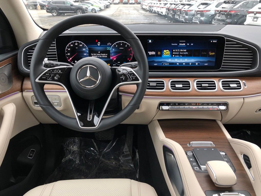New 2026 Mercedes-Benz GLS 450 4MATIC image 17