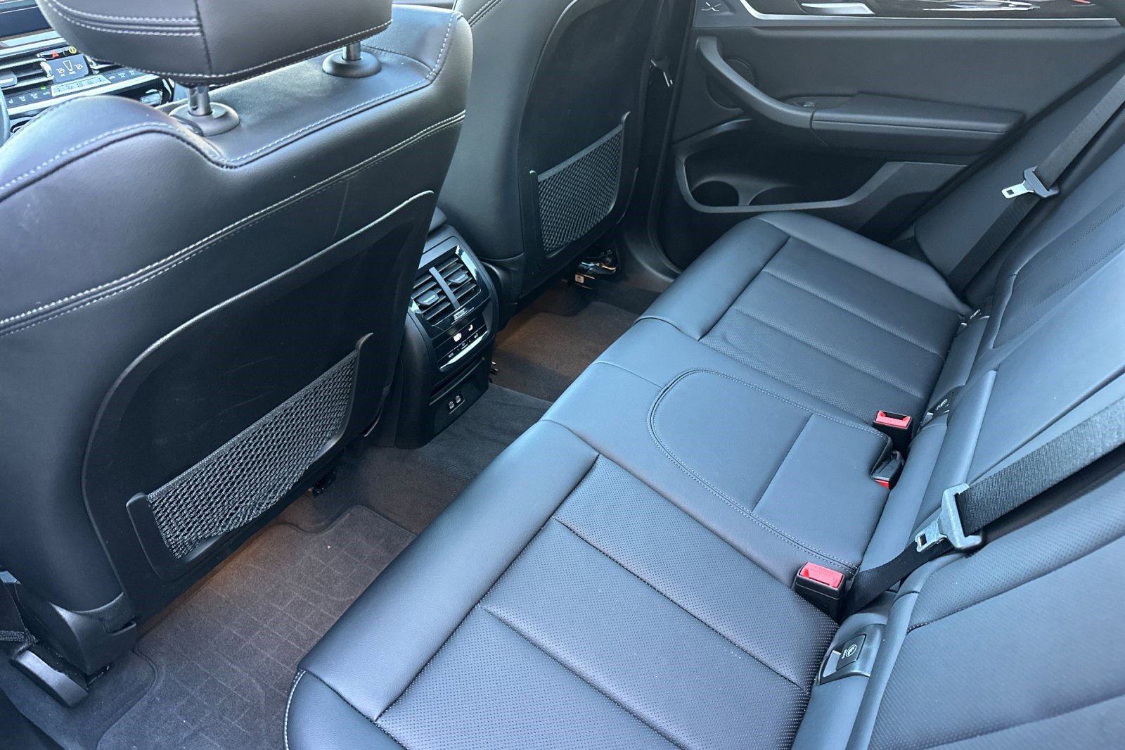 Used 2024 BMW X3 xDrive30i w/ Premium Package image 15