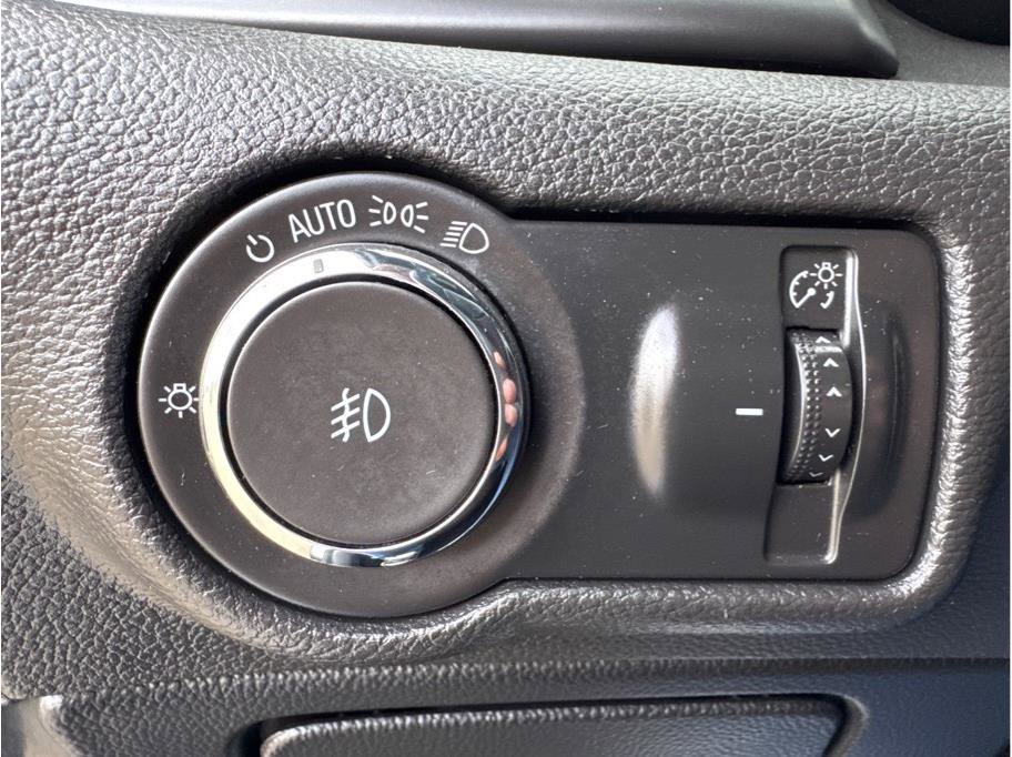 Used 2016 Buick Cascada Premium image 24