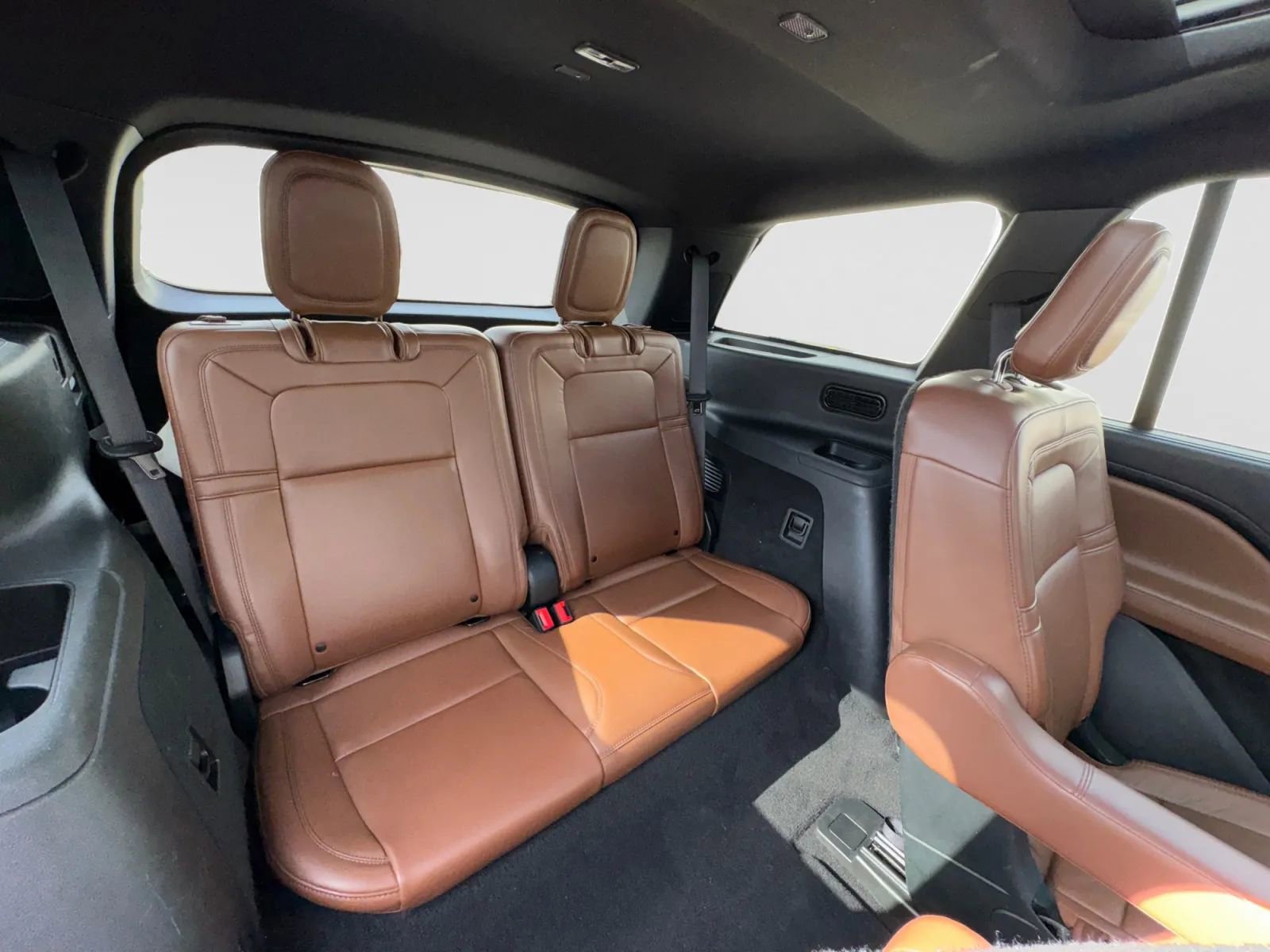 Used 2020 Lincoln Aviator Reserve w/ Equipment Group 201A image 33