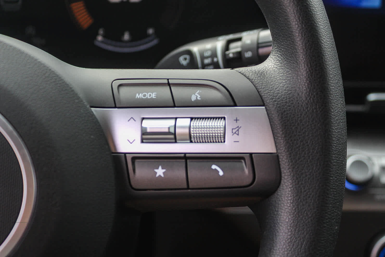 Certified 2024 Hyundai Kona SE FWD image 31