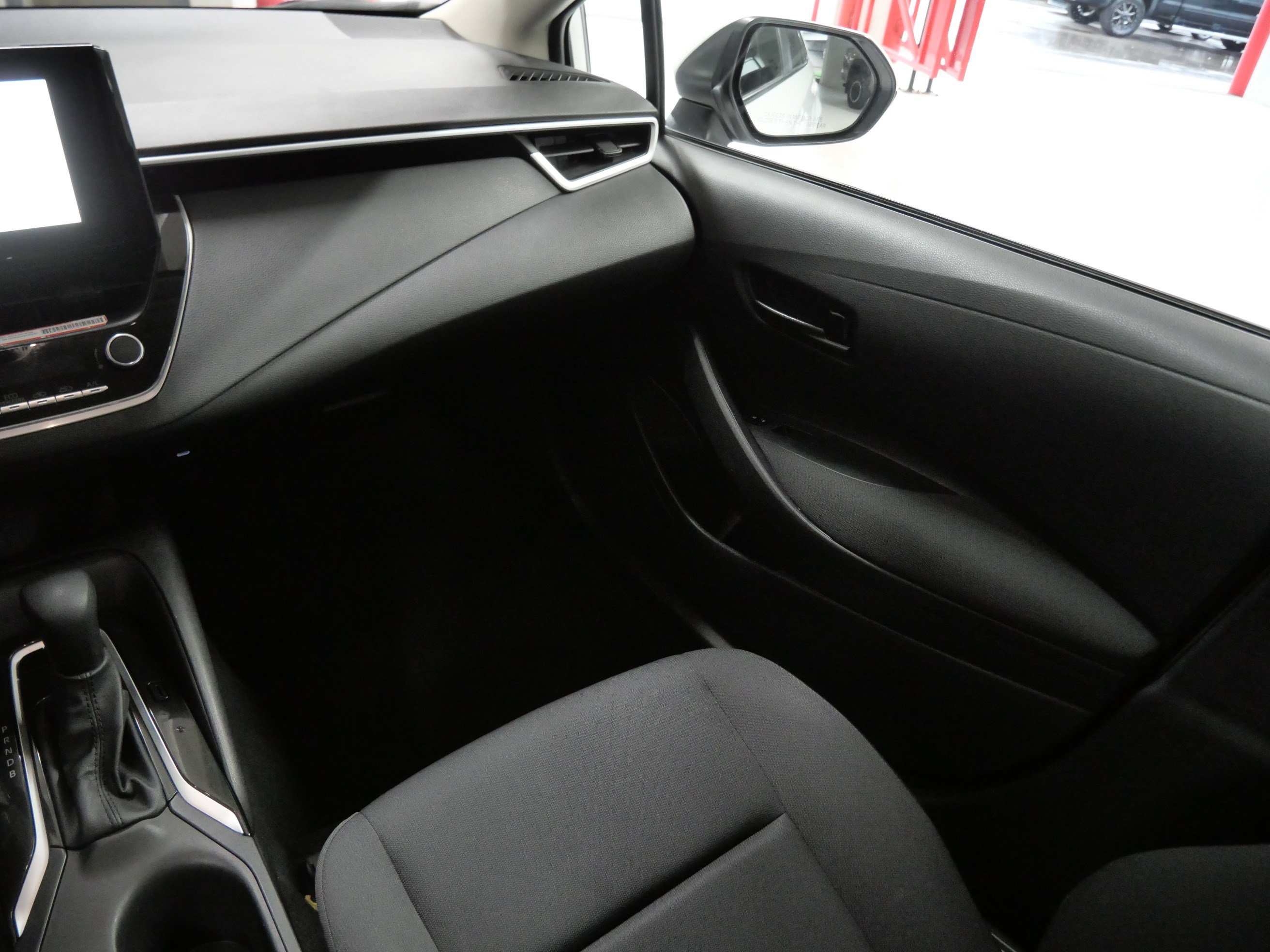 Certified 2025 Toyota Corolla LE FWD image 12