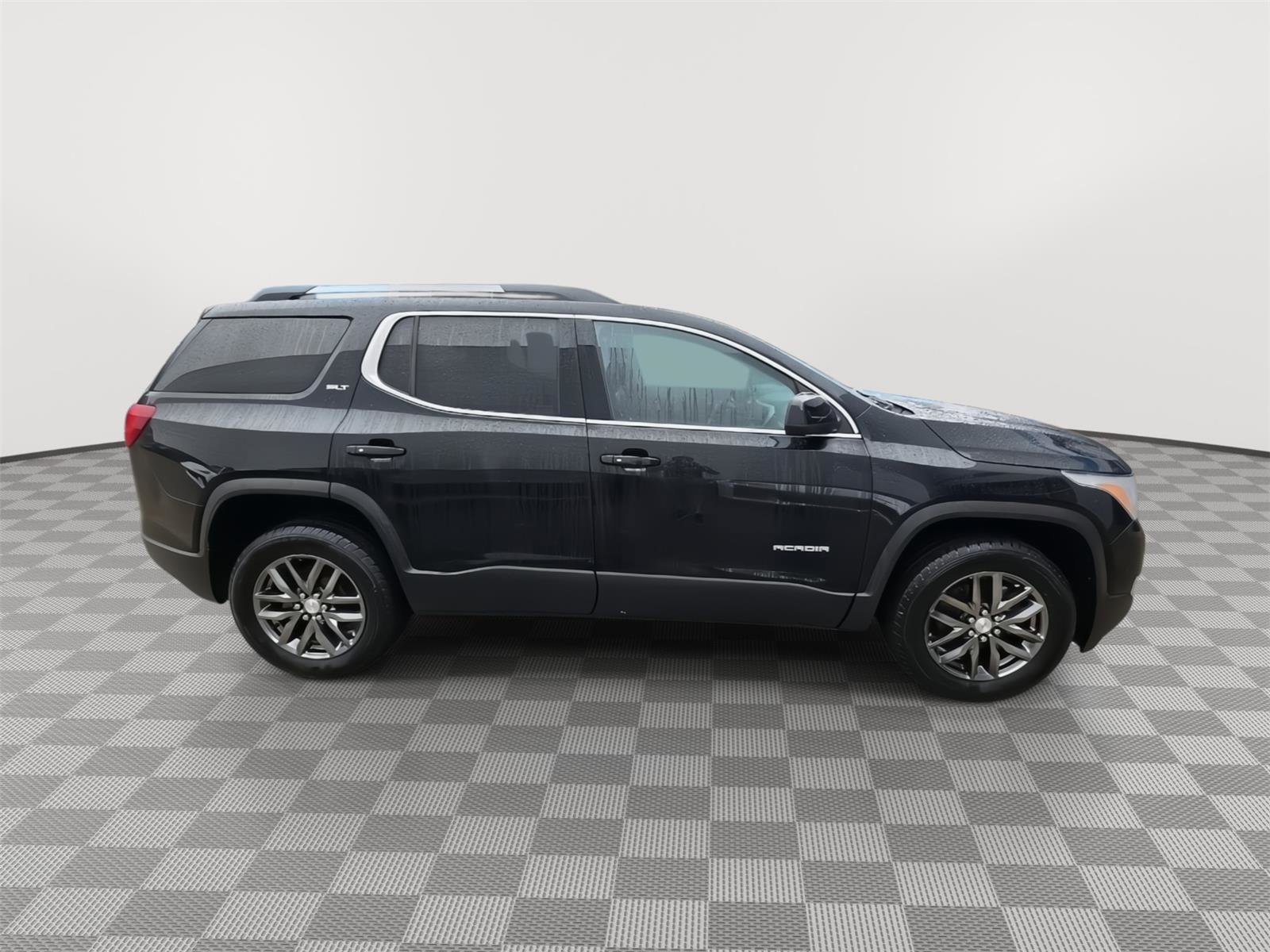 Used 2019 GMC Acadia SLT image 3