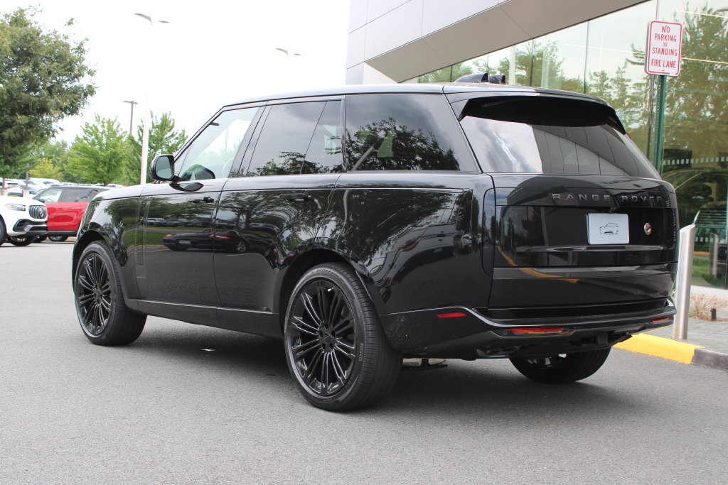 New 2026 Land Rover Range Rover SE AWD/4WD image 6