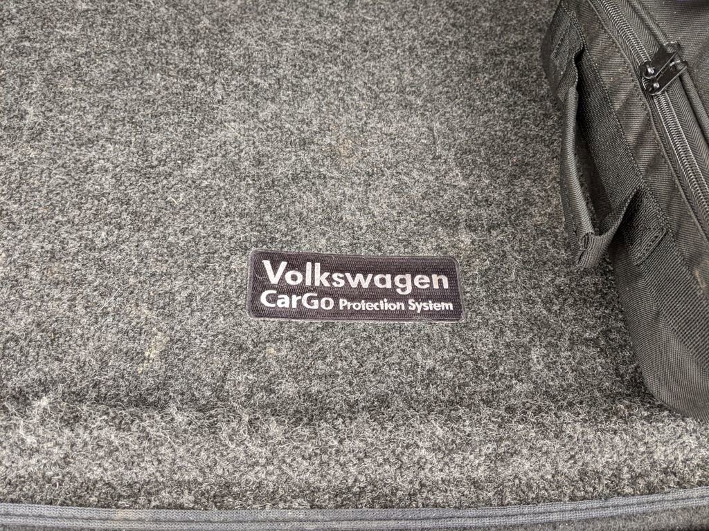 Used 2023 Volkswagen Tiguan SE image 28