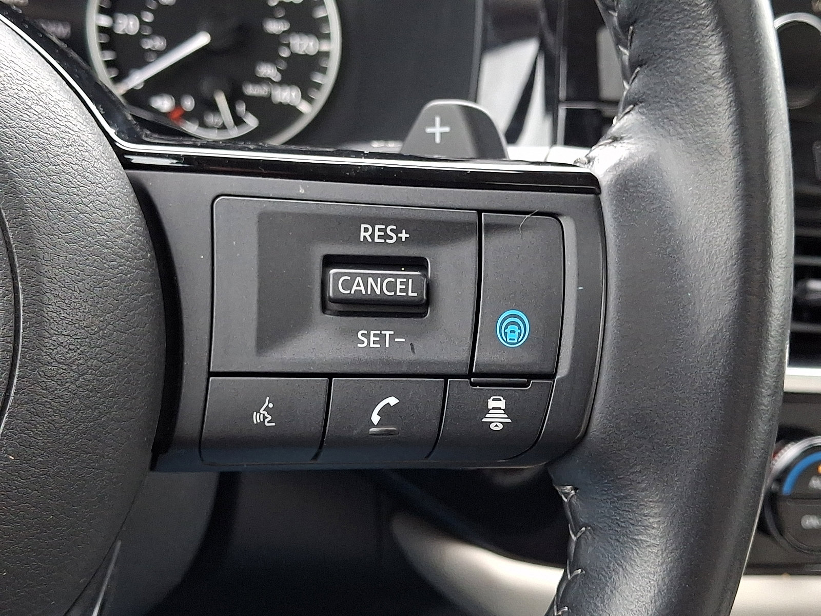 Certified 2023 Nissan Pathfinder SL w/ SL Premium Package AWD/4WD image 27