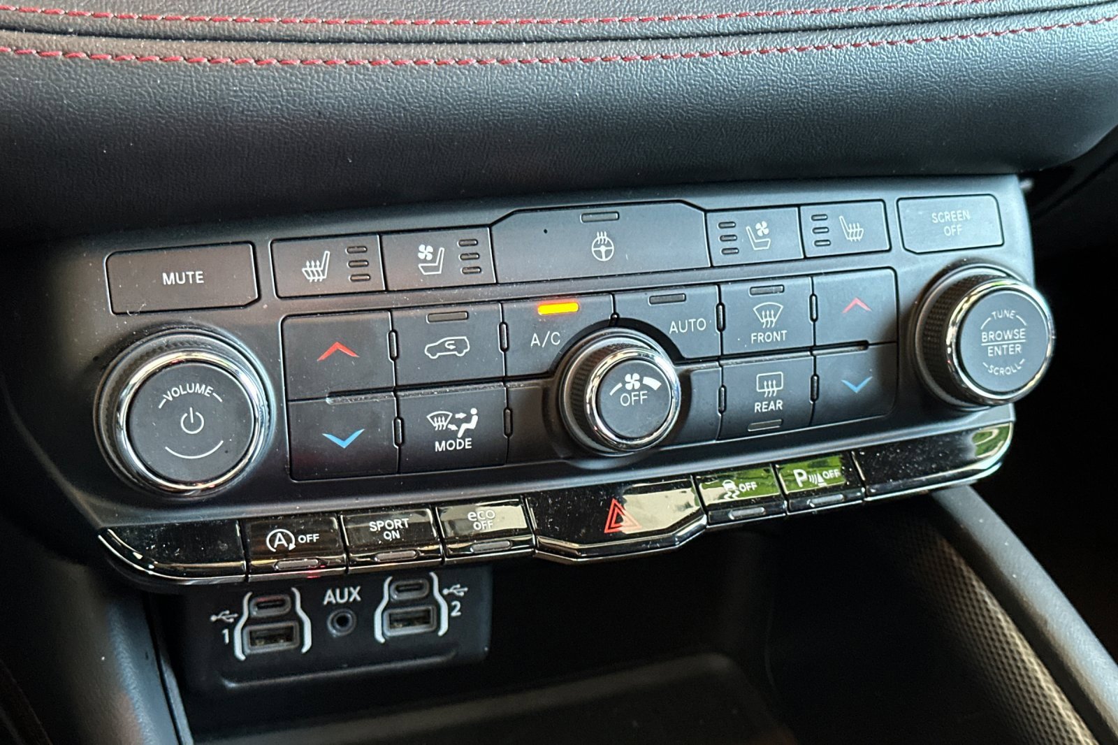 Used 2024 Dodge Durango GT image 22