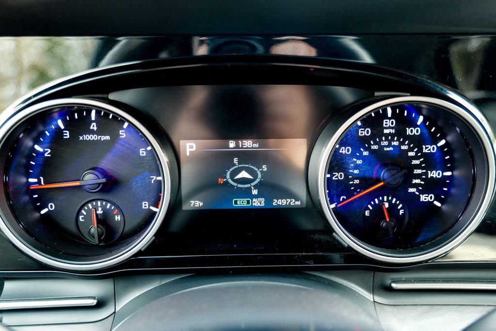 Used 2024 Kia Carnival EX image 46