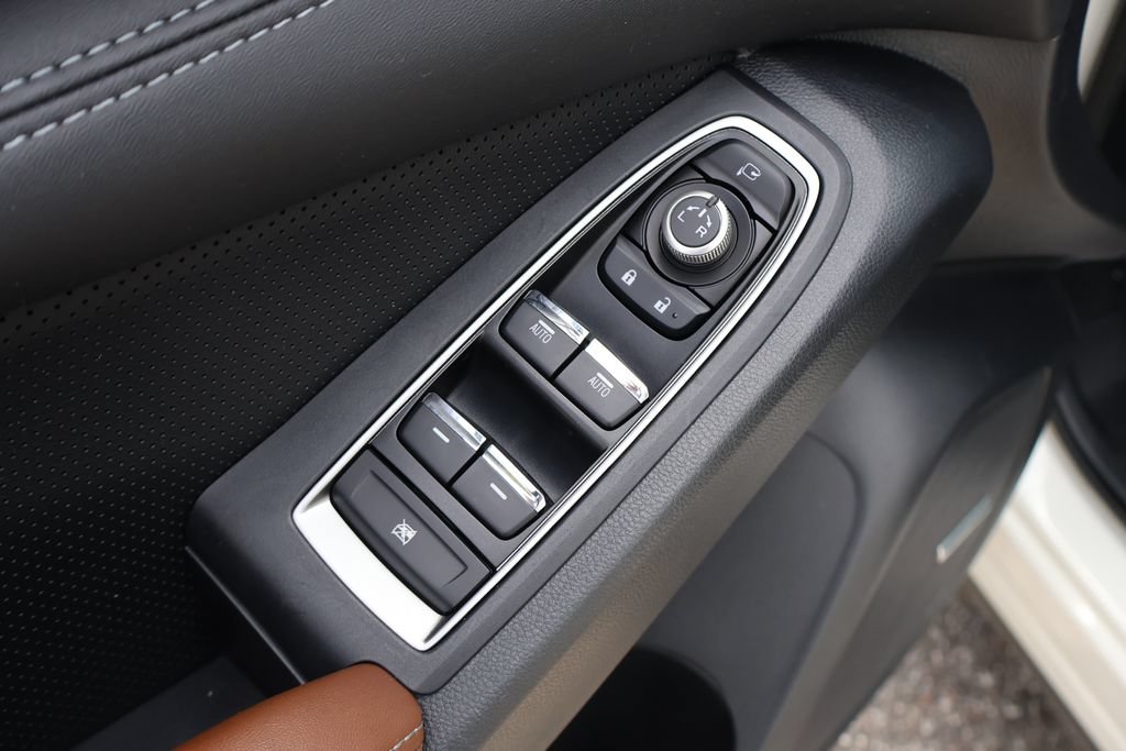 Used 2023 Subaru Ascent Touring AWD/4WD image 11