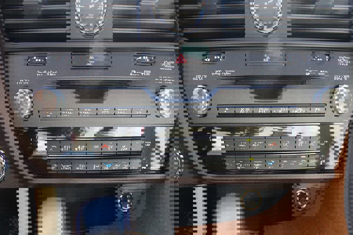 Used 2017 Lexus RX 350 AWD w/ Premium Package image 23