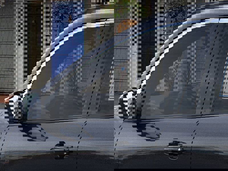 New 2025 Ford Escape SE image 43