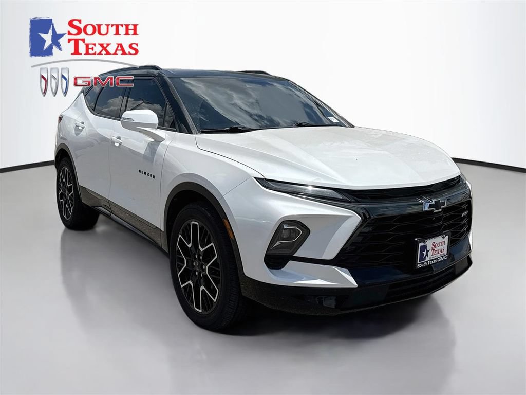 Used 2023 Chevrolet Blazer RS w/ Driver Confidence II Package FWD video 1