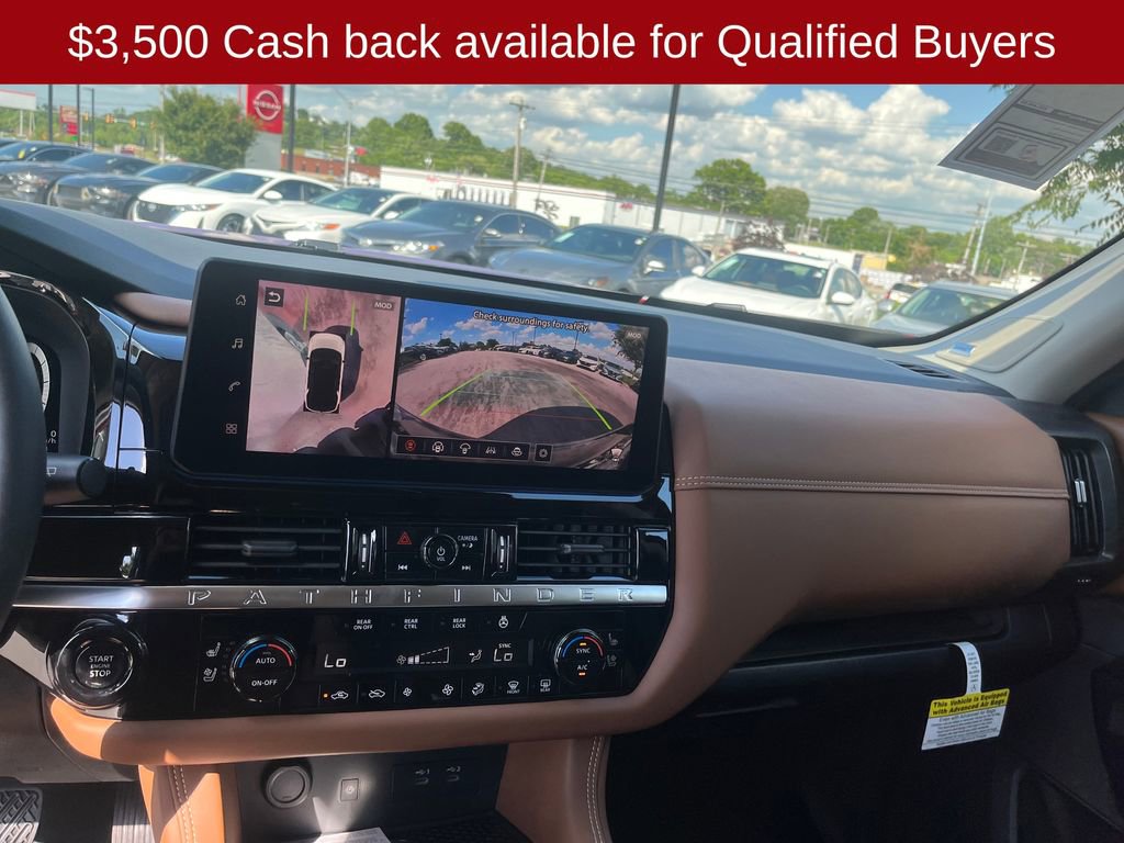 New 2026 Nissan Pathfinder Platinum AWD/4WD image 15