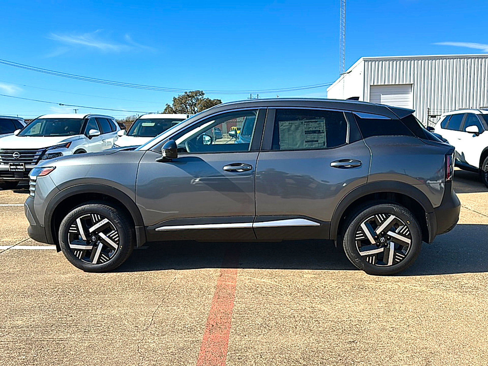 New 2026 Nissan Kicks SV w/ SV Premium Package image 5