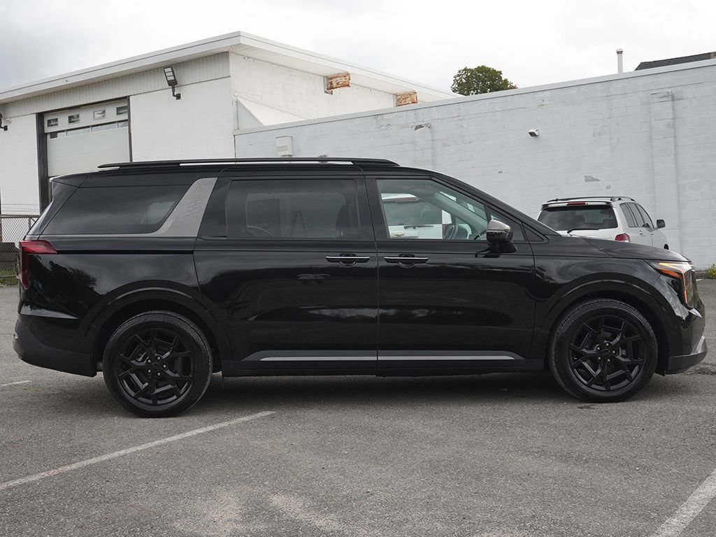 Used 2025 Kia Carnival SX Prestige FWD image 20