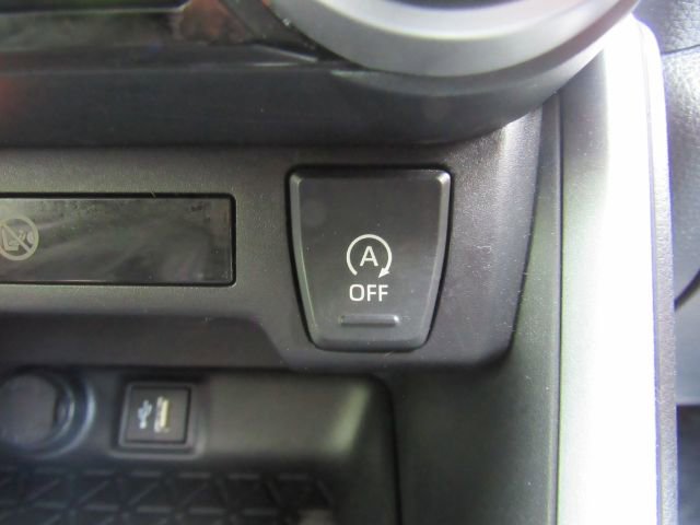 Used 2025 Toyota RAV4 XLE image 48