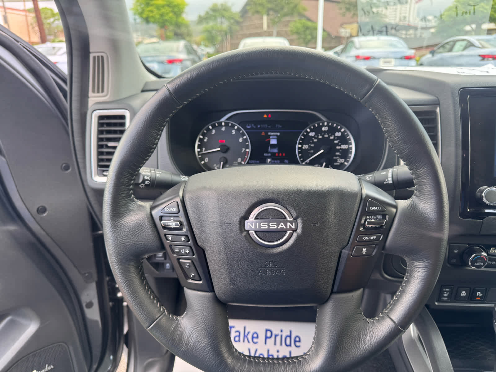 Used 2024 Nissan Frontier SL w/ Technology Package image 8