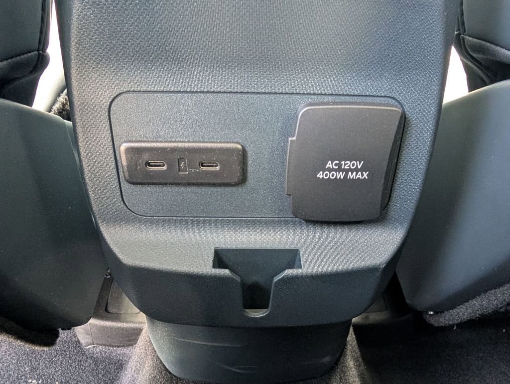 New 2025 Ford Maverick Lariat w/ 4K Tow Package image 42