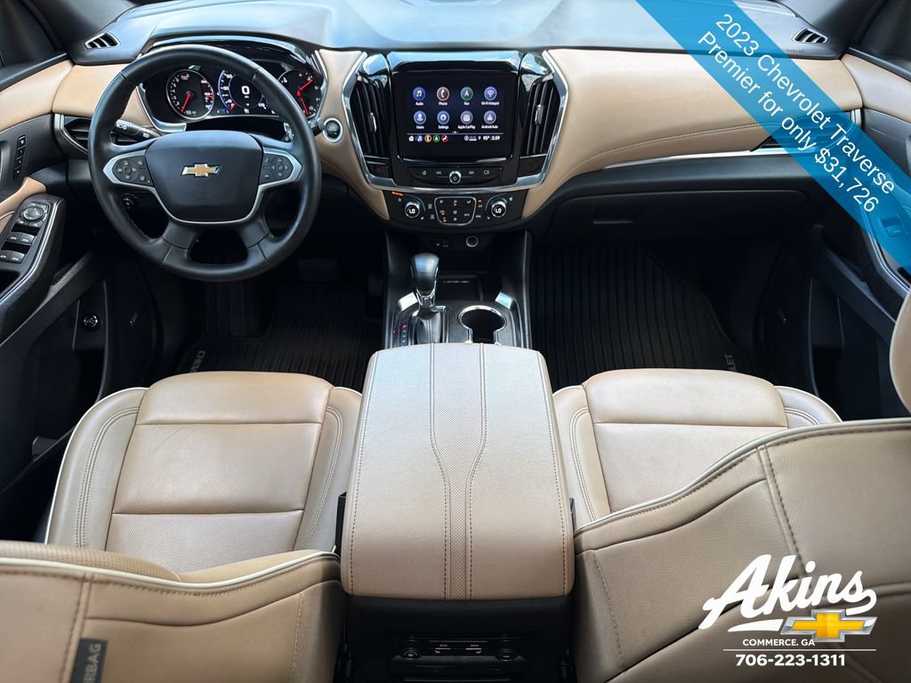 Used 2023 Chevrolet Traverse Premier FWD image 26