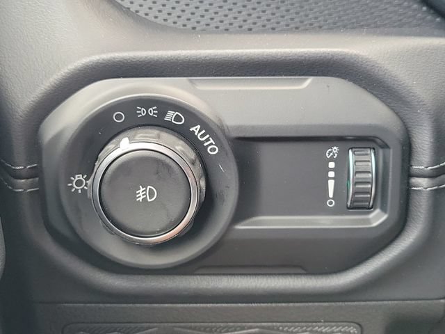New 2026 Jeep Wrangler Rubicon AWD/4WD image 22