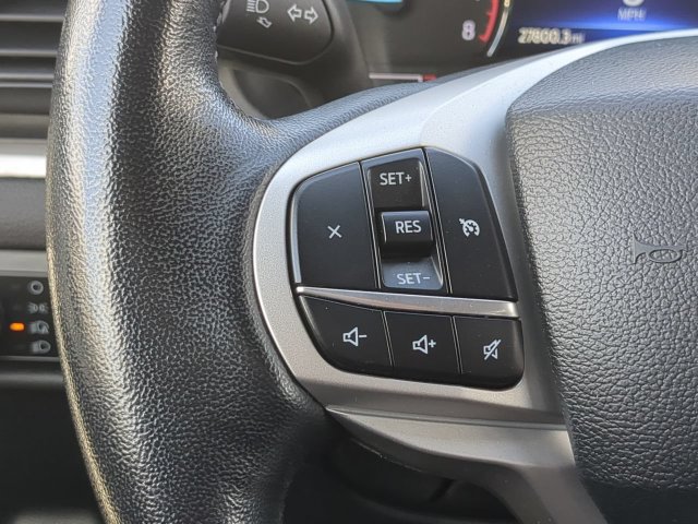 Used 2023 Ford Explorer XLT RWD image 31